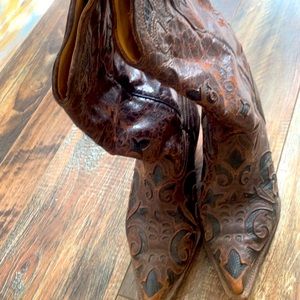 Corral brown and black python inlay boots 8.5